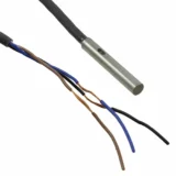 Omron E2E-C04S12-WC-B1 2M PNP shielded inductive proximity Sensor