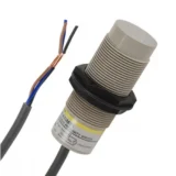 Omron E2K-X15ME1 2M Capacitive Proximity Sensor