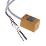 Omron TL-Q5MC2-Z 2M NPN NC Proximity Sensor